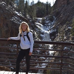 Meet your Posher, Andrea